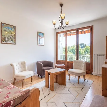 Apartment Cozy With Balcony Near Lake And The Beaches *