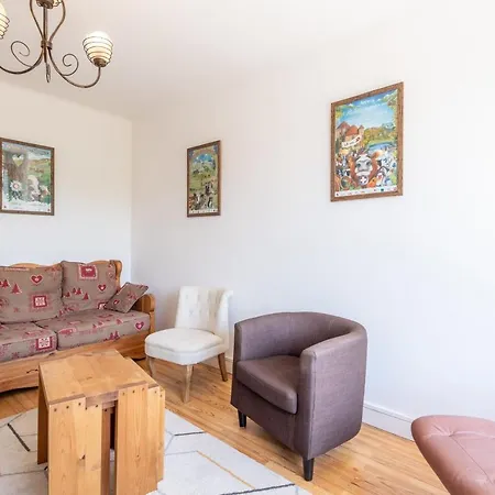 Apartment Cozy With Balcony Near Lake And The Beaches Annecy