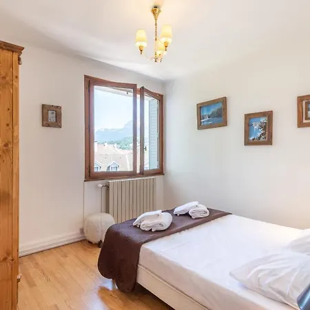 Cozy With Balcony Near Lake And The Beaches Annecy